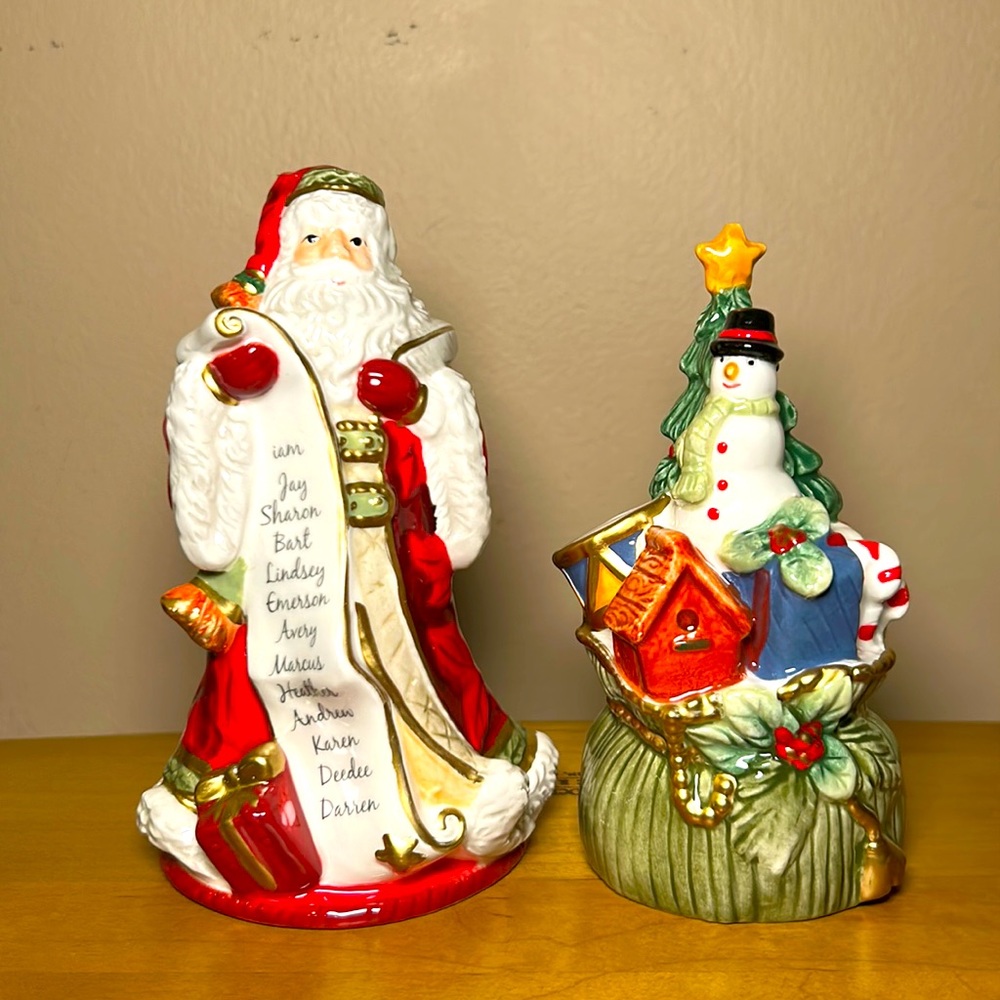 Fit and Floyd Salt and pepper shakers